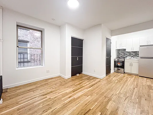 Rented by Hirsch Enterprises Incorporated | media 1