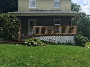 105 2nd St, Slickville, PA 15684