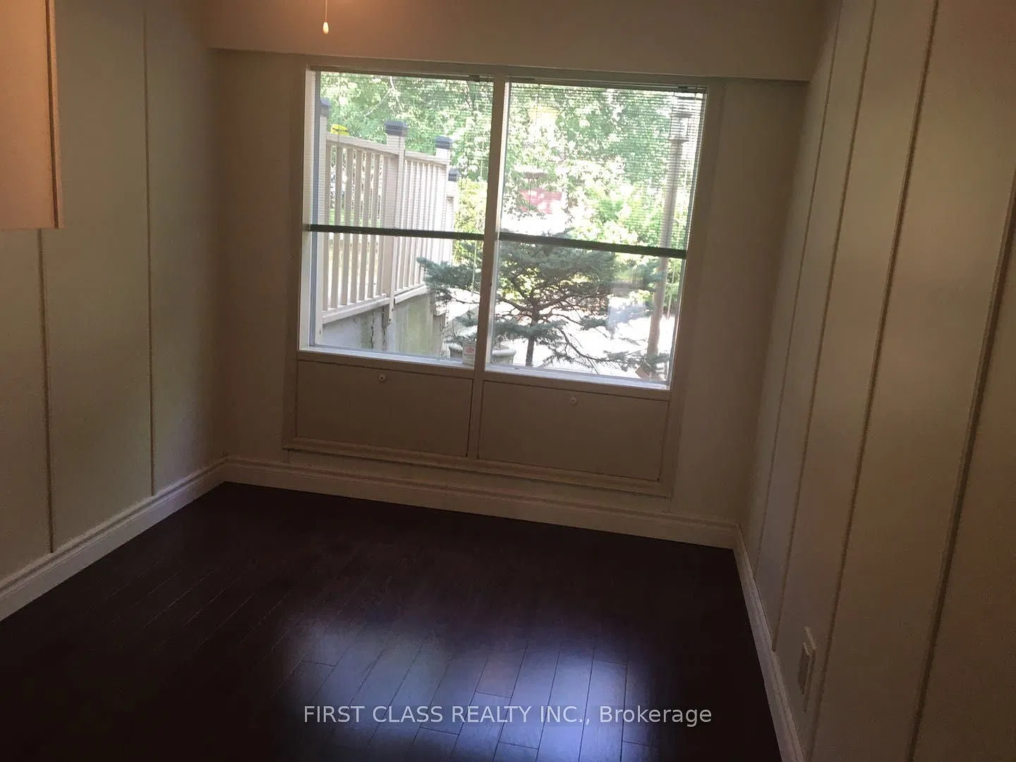 5 bed, $3,998 — Photo 4