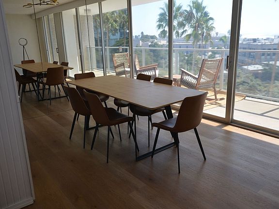 5th image of 1820 Avenida Del Mundo Unit 303
