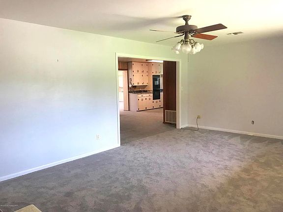5th image of 143 Parkview Dr