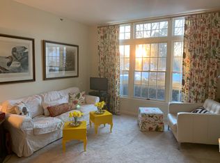 405 Old Country Rd, Wenham, MA 01984