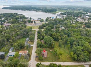 570 Sherwood Ln, Green Lake, WI 54941