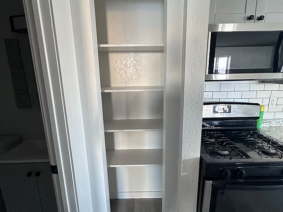 2nd image of 801 E 11th Ave #14