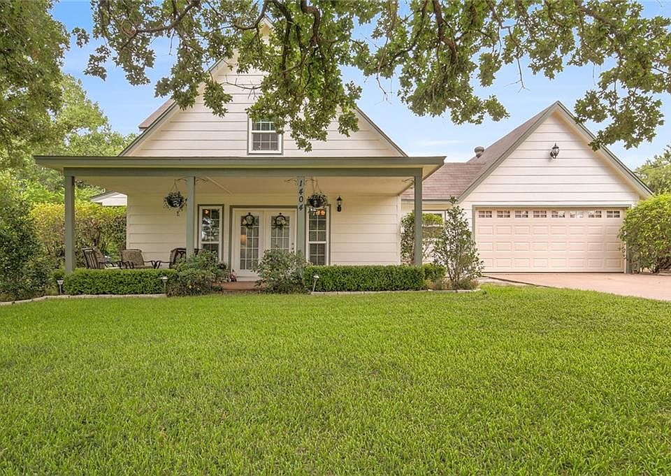 1st image of 1404 Blackhawk Cir