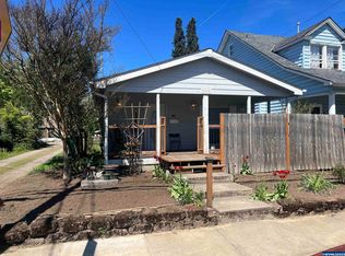 1111 E 4th St, Newberg, OR 97132