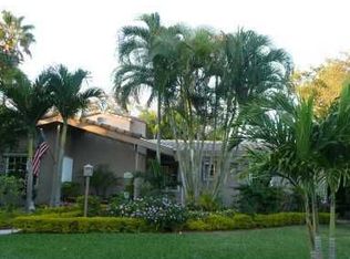 1007 NE 116th St, Biscayne Park, FL 33161