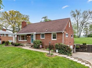 1274 Overlook Dr, Washington, PA 15301