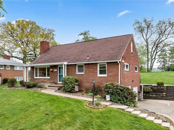 1274 Overlook Dr N, Washington, PA 15301