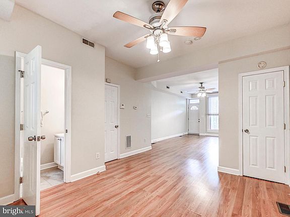 5th image of 340 Ilchester Ave