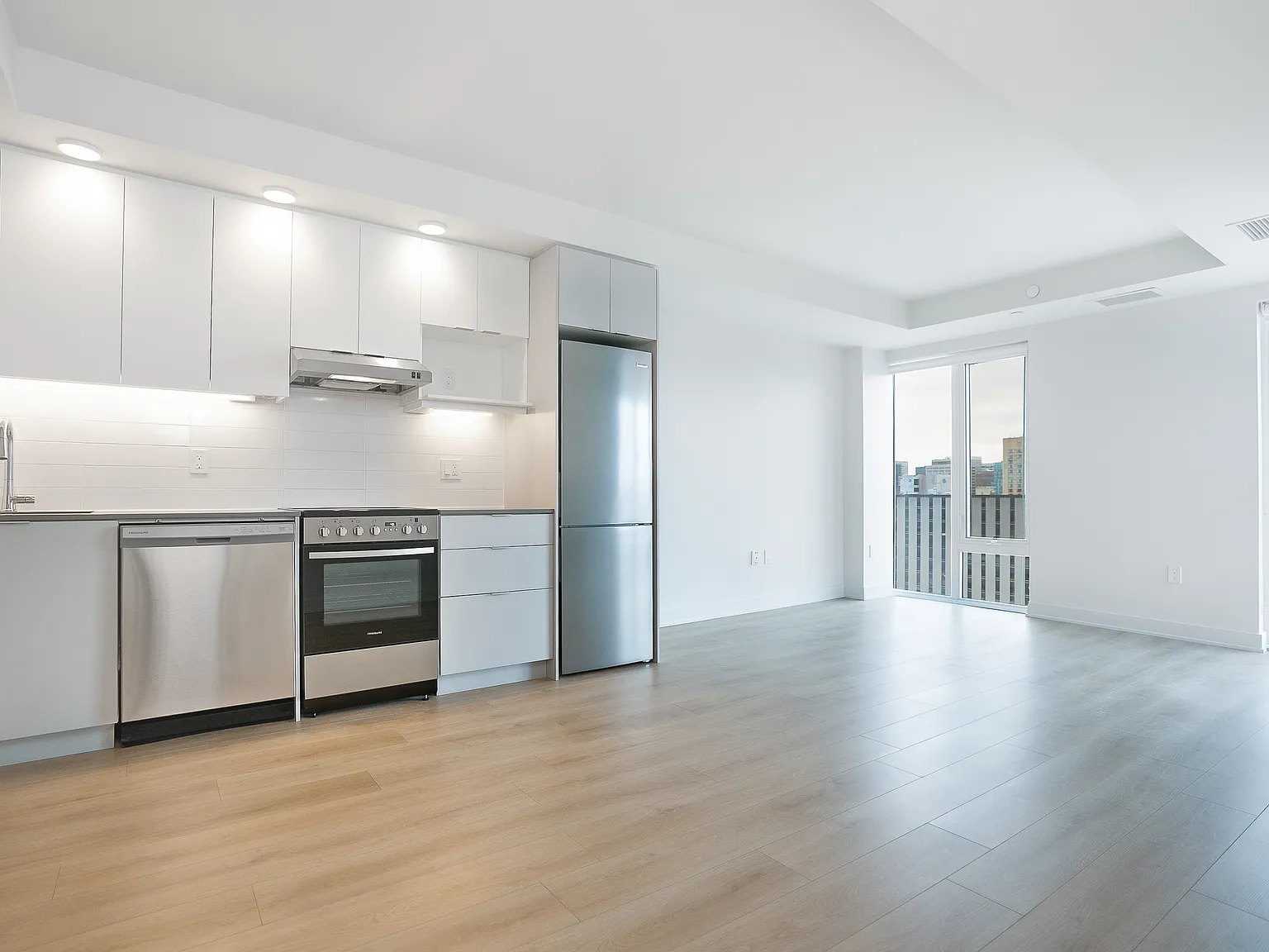 MRKT Lofts — Photo 4