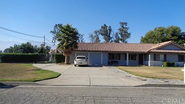 1st image of 13920 Rose Ave