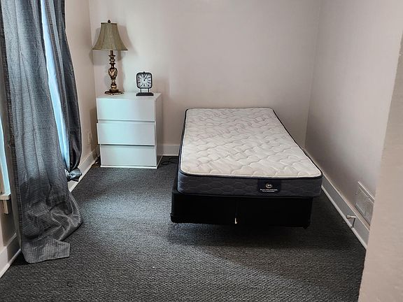 5th image of 1190 Jefferson Ave #7