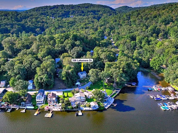 106 Lakemere Drive, Southbury, CT 06488