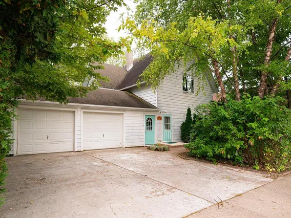 205 South East AVENUE, Viroqua, WI 54665