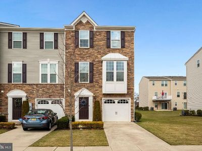 163 Village Green Ln, Sicklerville, NJ, 08081