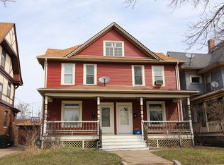 877 Marshall Ave, Saint Paul, MN 55104