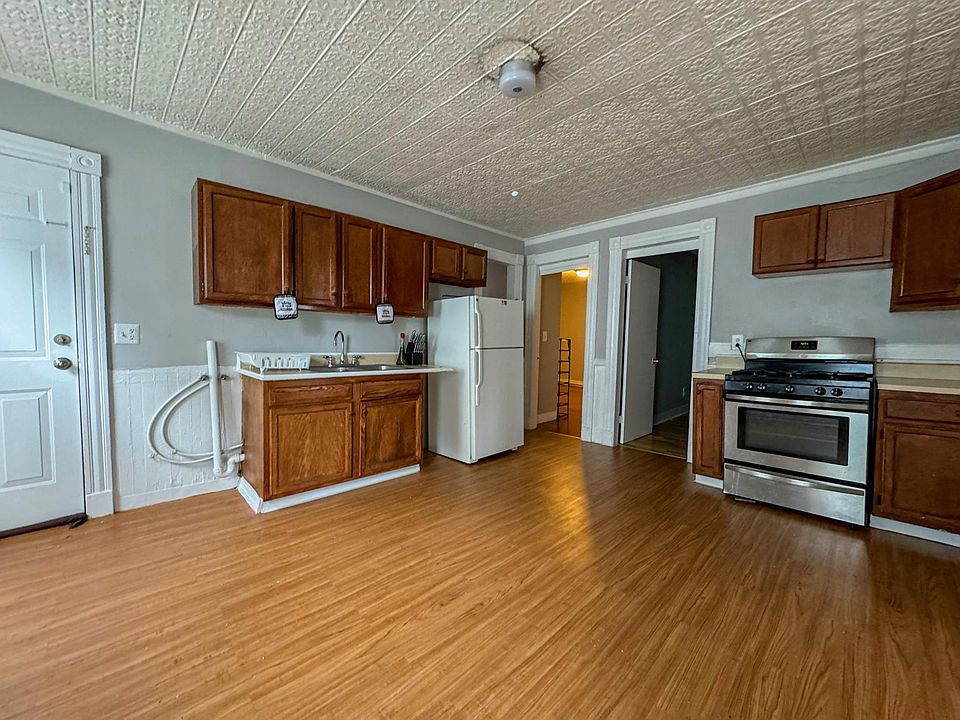 120 Southview St 2, Waterbury, CT 06706 Zillow