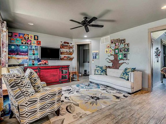 3rd image of 1305 W 32nd Ave