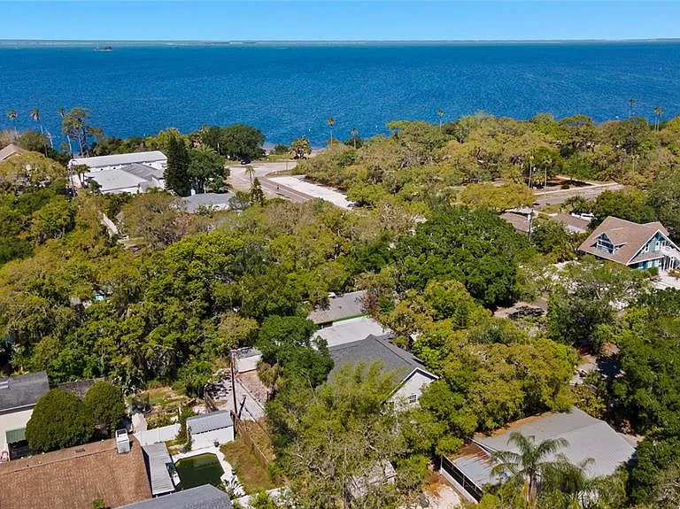 515 Crystal Beach Ave — Photo 48