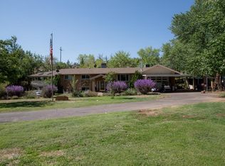 411 W Buckeye Reef Rd, Leeds, UT 84746