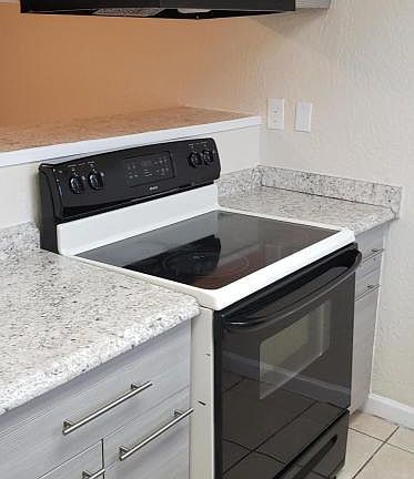 4th image of 177 Ulster Ln