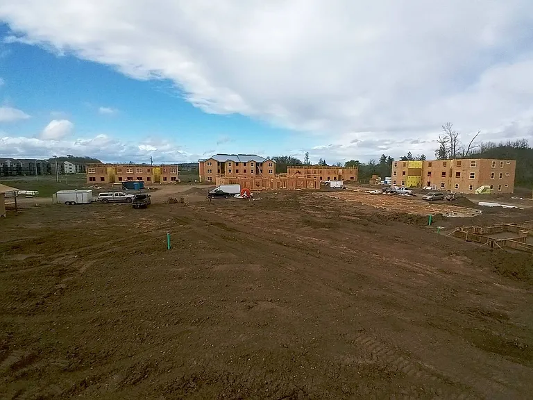 Eagle Pointe Apartments- Resort-Style Living in Albany — Photo 103