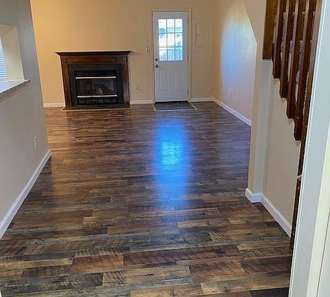 2nd image of 1200 Alder Ct