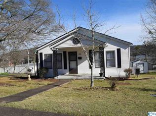 1701 Obrig Ave, Guntersville, AL 35976