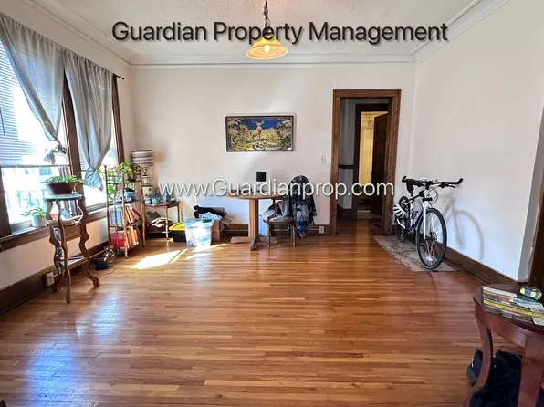 2882 Humboldt Ave S APT 201, Minneapolis, MN 55408