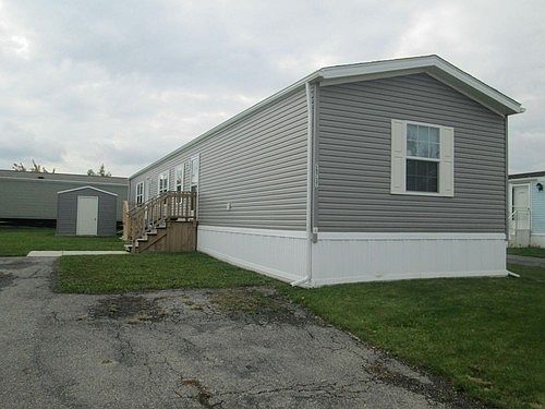 1st image of 28863 Country Ln
