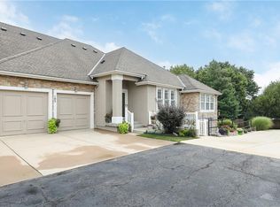 11575 S Bell Court Dr APT 103, Olathe, KS 66061