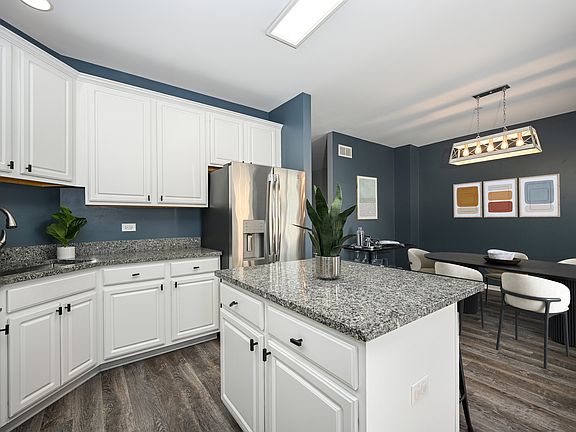 3rd image of 318 S Prospect Ave