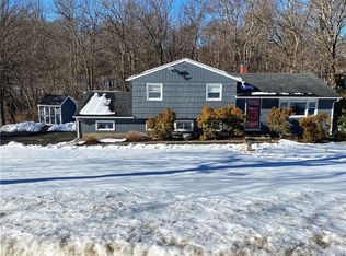 100 Jockey Hollow Rd, Monroe, CT 06468