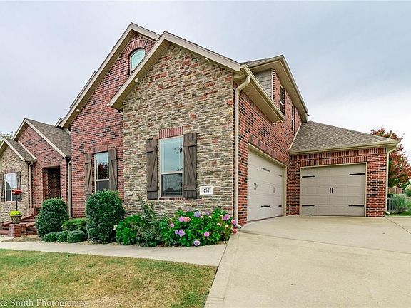 3rd image of 457 Whitcliff Dr