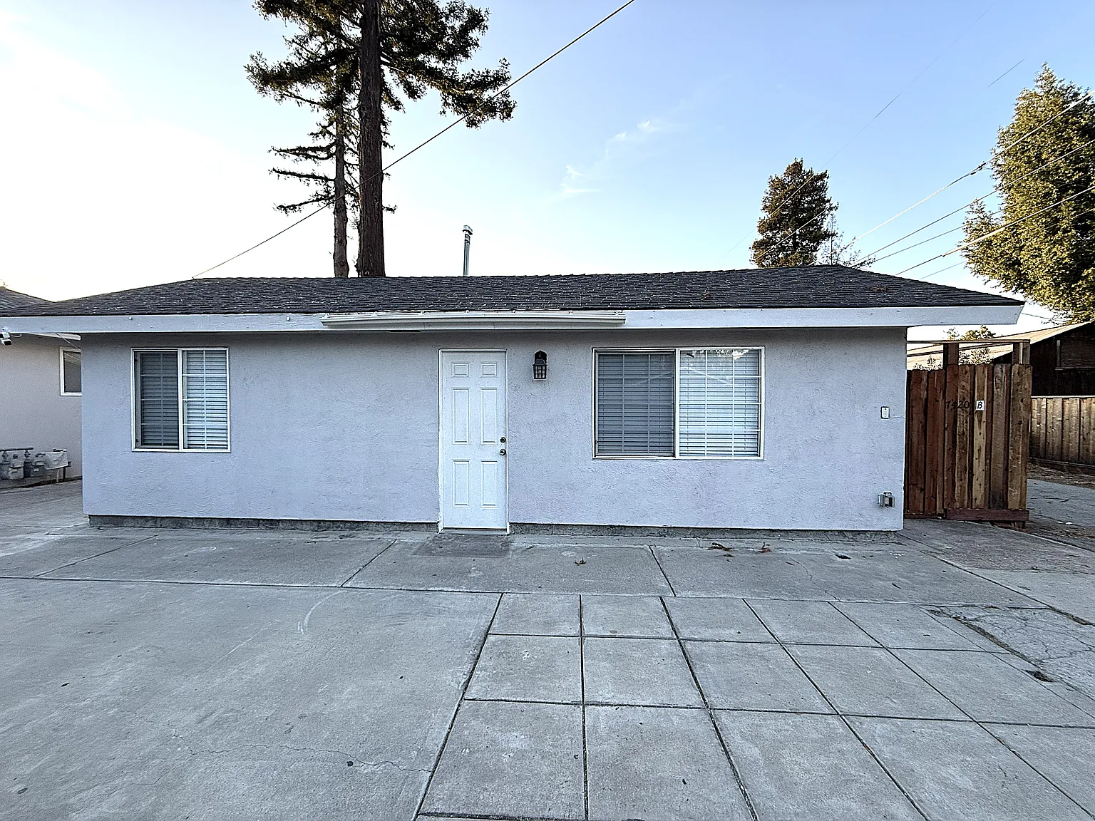 2 bed, 611 sqft, $2,600 — Photo 2