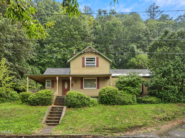 530 Church St, North Adams, MA 01247