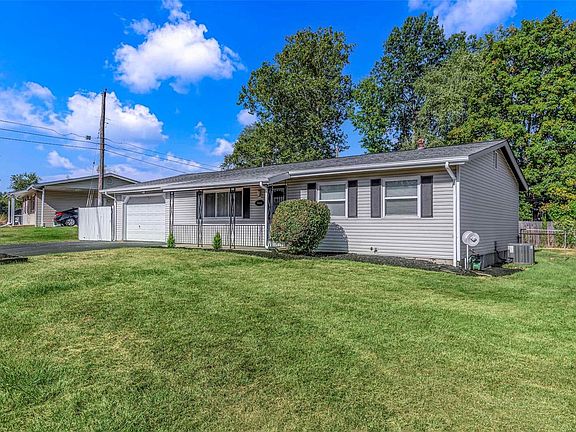 2nd image of 2683 Glendrive Pl