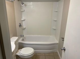 4315 Southern Pkwy APT 5, Louisville, KY 40214