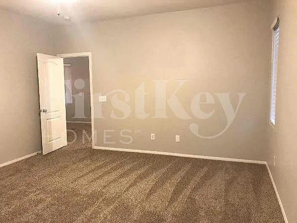 10828 Avenzano St — Photo 15