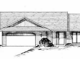 8968 Hummingbird Ln, North Ridgeville, OH 44039