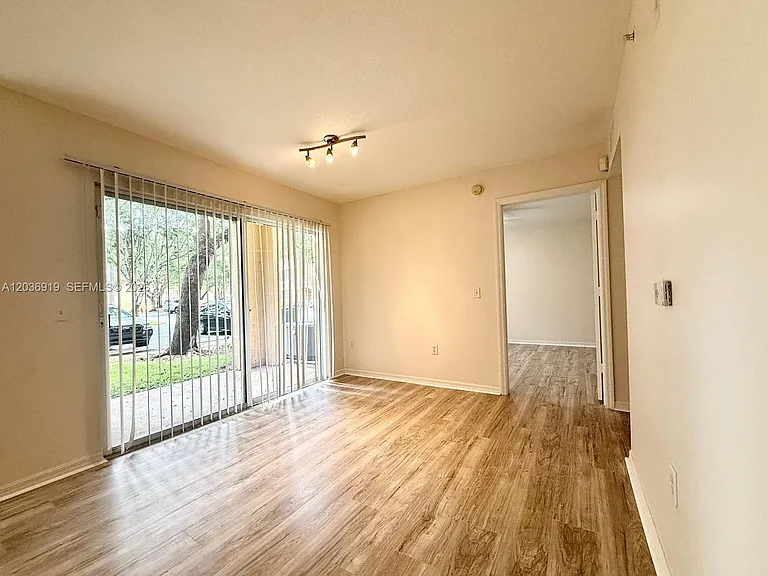 4241 San Marino Blvd #103 — Photo 4