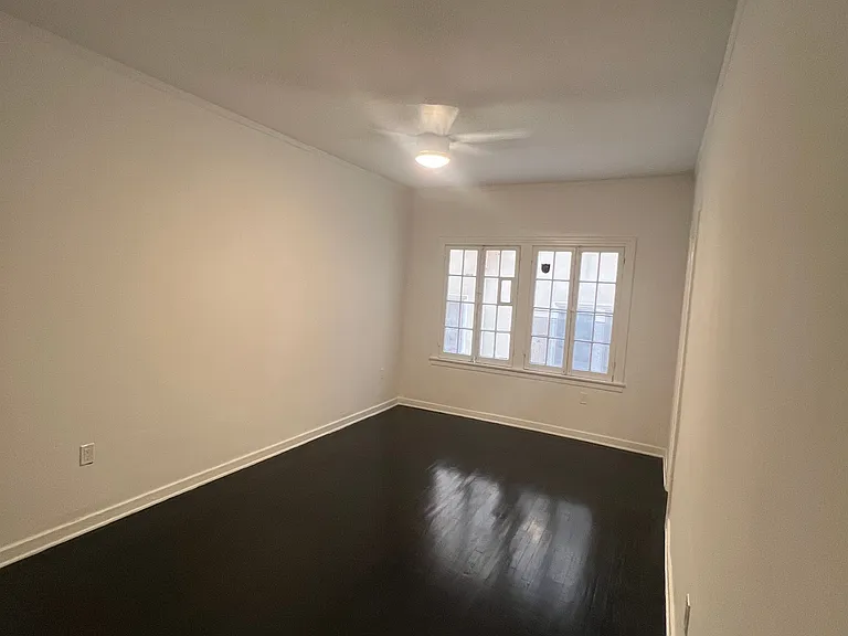 127 N Edgemont St #4 — Photo 27