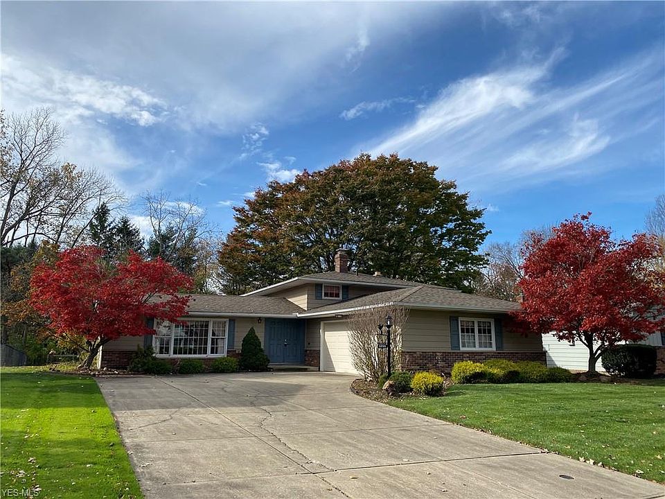 1st image of 6866 Greenbriar Dr