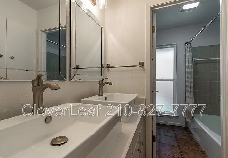 7510 Louisa Allen Ct — Photo 32