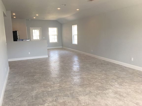 Spacious living room