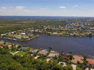 2018 Four Mile Cove Pkwy, Cape Coral, FL 33990
