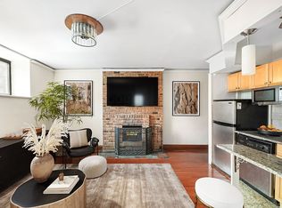 160 E 26th St APT 2A, Manhattan, NY 10010