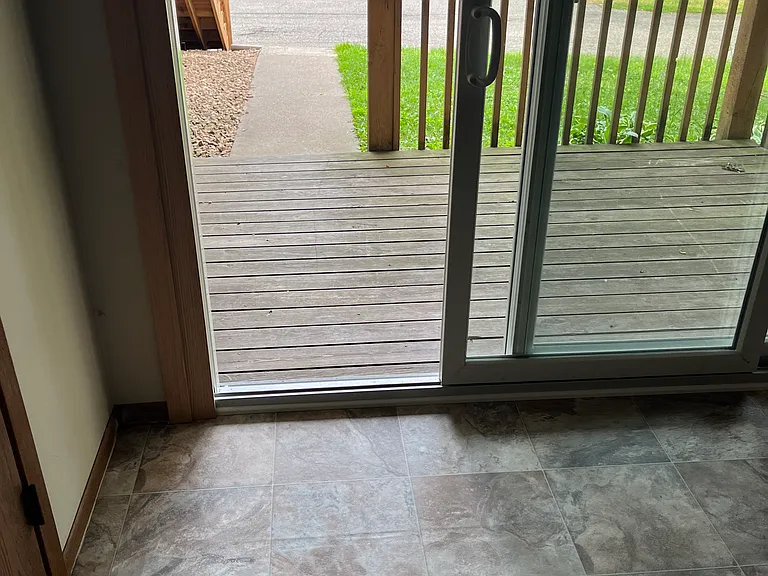 219 4th Ave SW — Photo 14