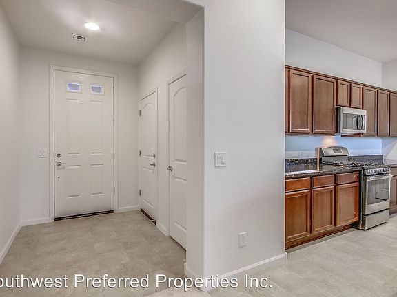 5th image of 4026 N 163rd Dr